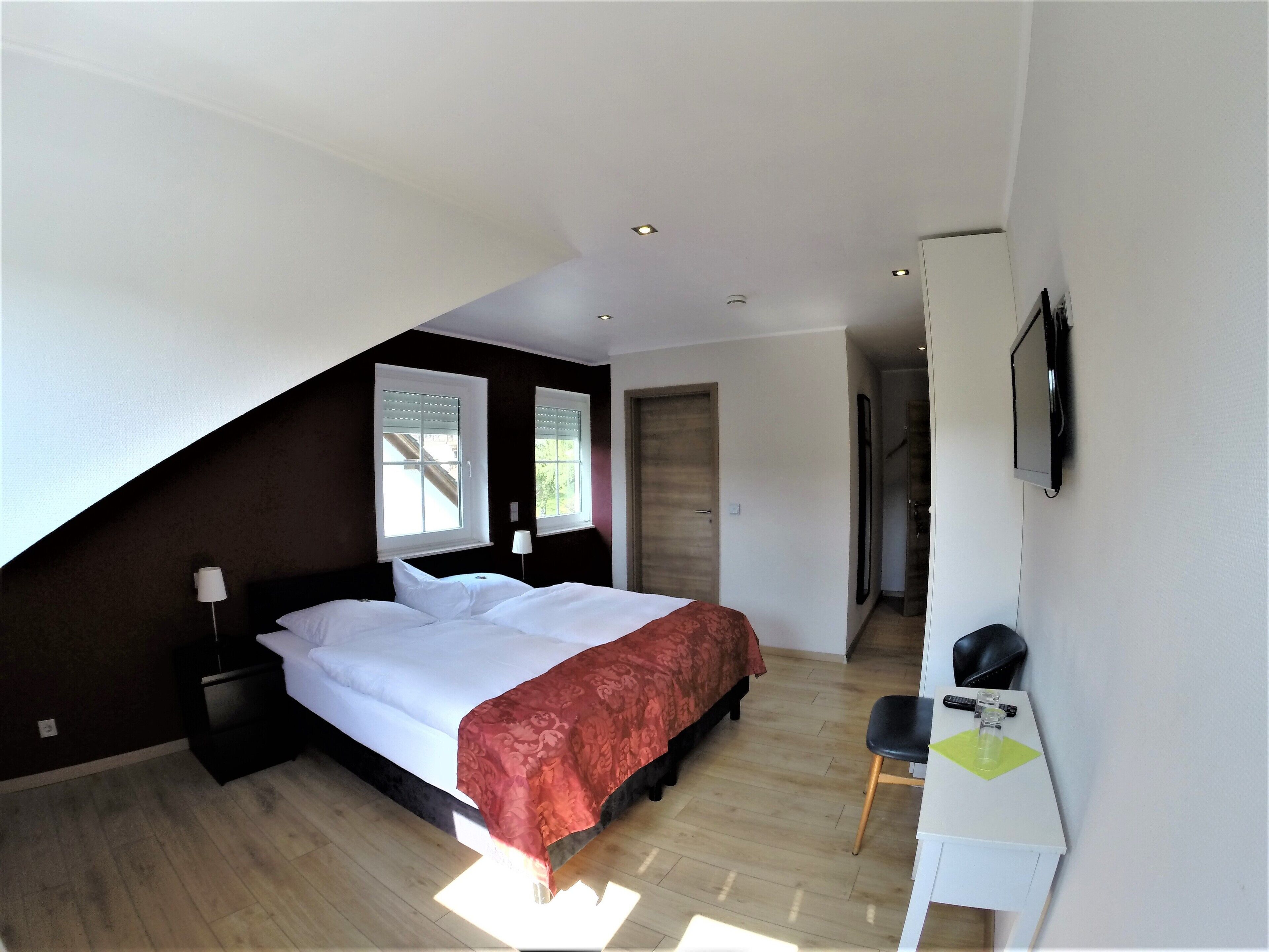 comfort double room, private bathroom, river view