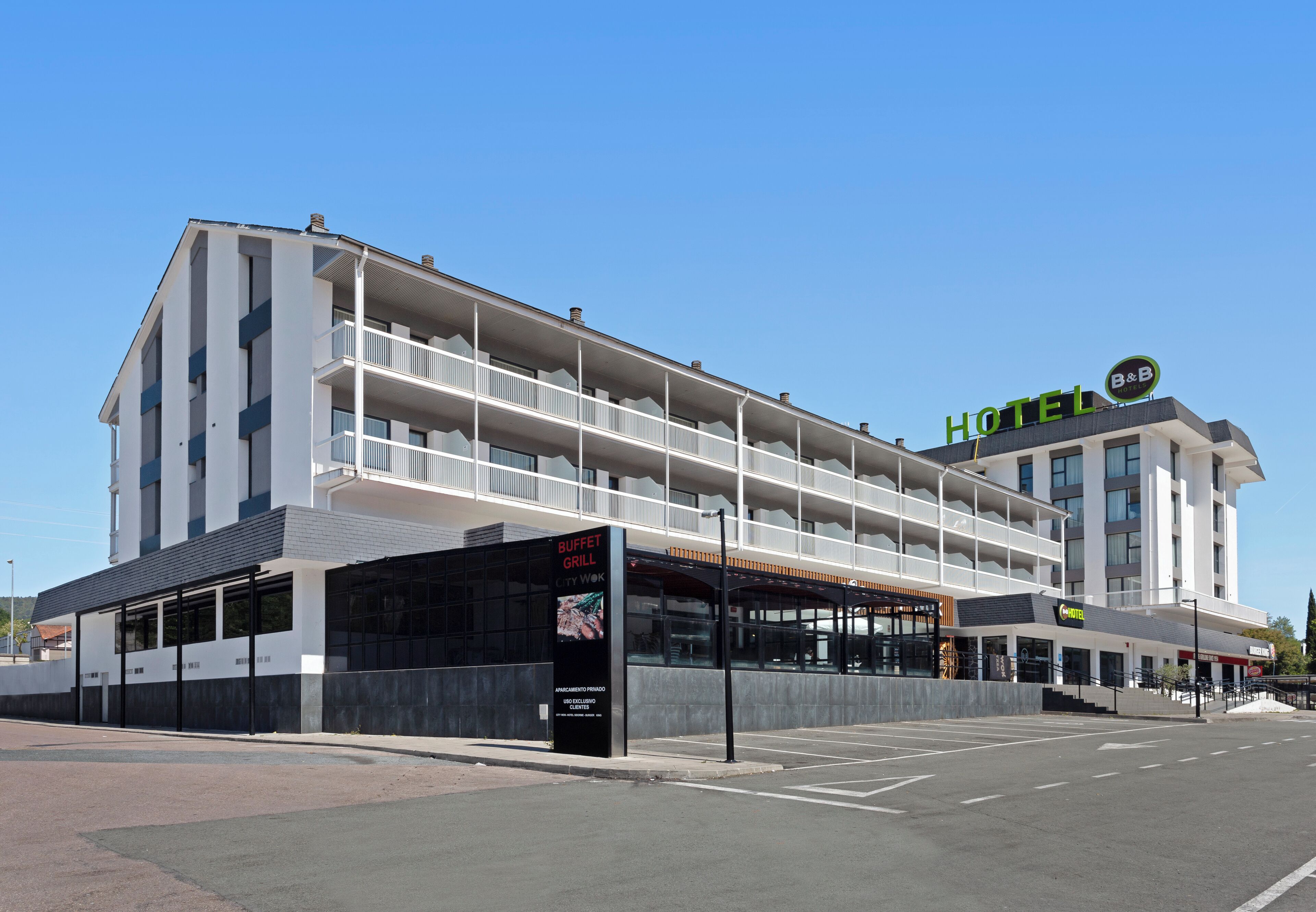 Photo - B&B HOTELS Donostia San Sebastián Aeropuerto