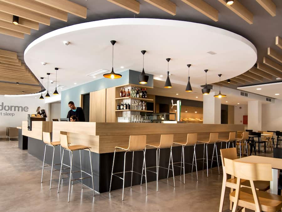 Bar (in der Unterkunft)