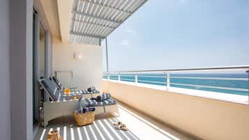 Junior suite, uitzicht op zee, uitzicht op zee | Terrein van de accommodatie
