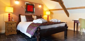 Cottage Luxe, 1 très grand lit, cheminée, vue cour intérieure (Luxury Cottage)