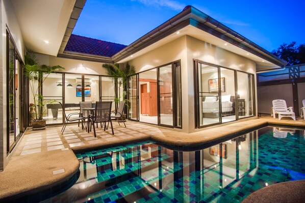 Deluxe Two-Bedroom Villa with Private Pool and Jacuzzi - Avoca Villa  | In-room safe, desk, blackout drapes, iron/ironing board