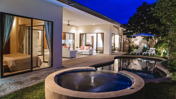 Superior Two-Bedroom Villa with Private Pool and Jacuzzi - Tortuga Villa - Pattaya Holiday Villas (Pattaya)