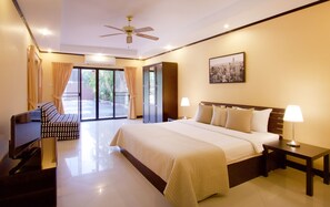 Four-Bedroom Villa with Private Pool-Magic Villa | セーフティボックス (室内)、デスク、遮光カーテン、アイロン / アイロン台