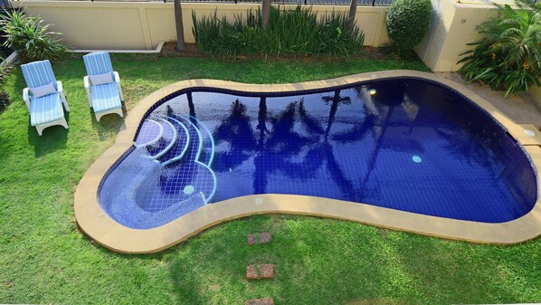 Three-Bedroom Villa with Private Pool and Hot tub - Calypso Villa | Outdoor pool