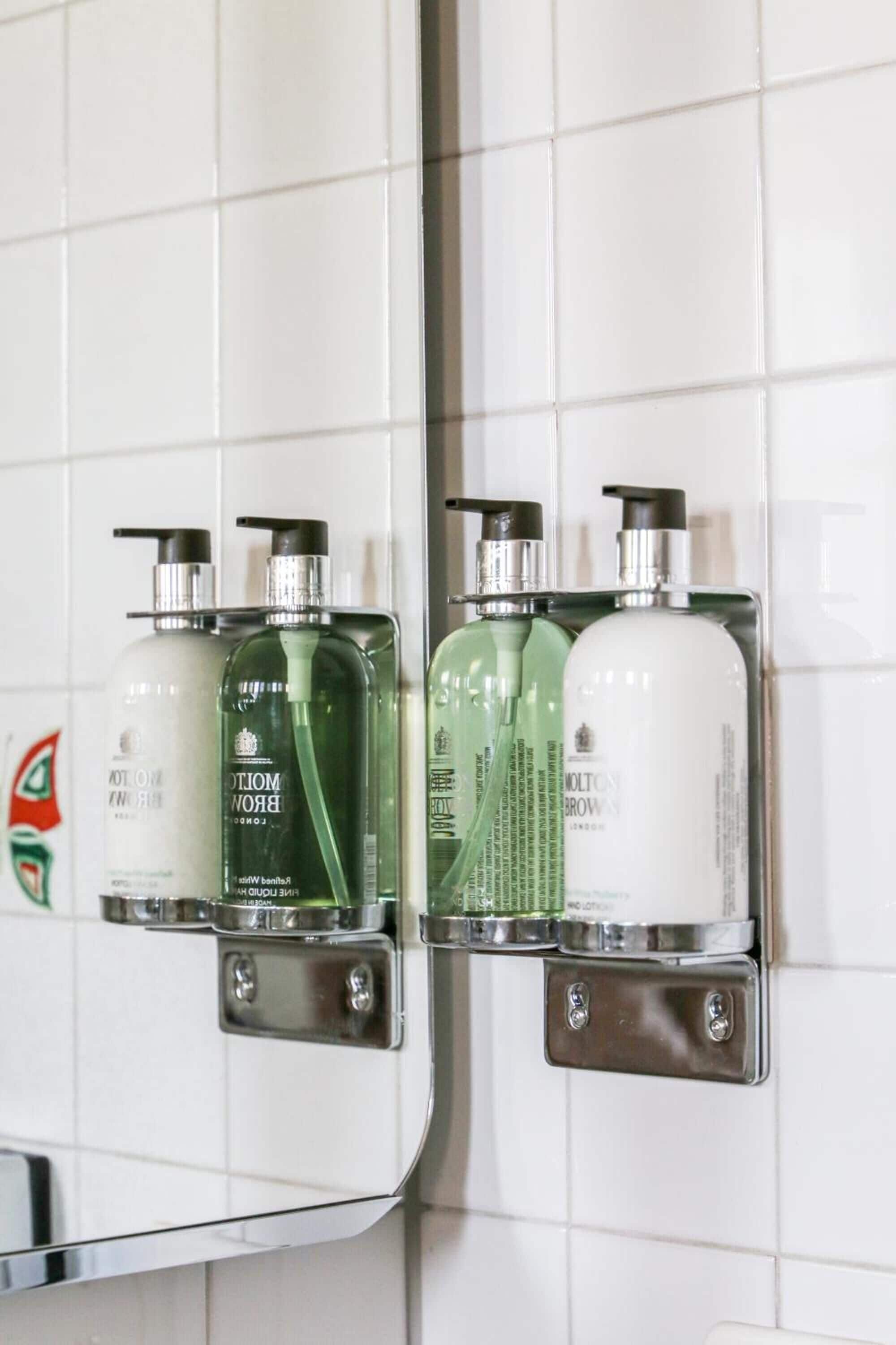 combined shower/bathtub, free toiletries, hair dryer, towels