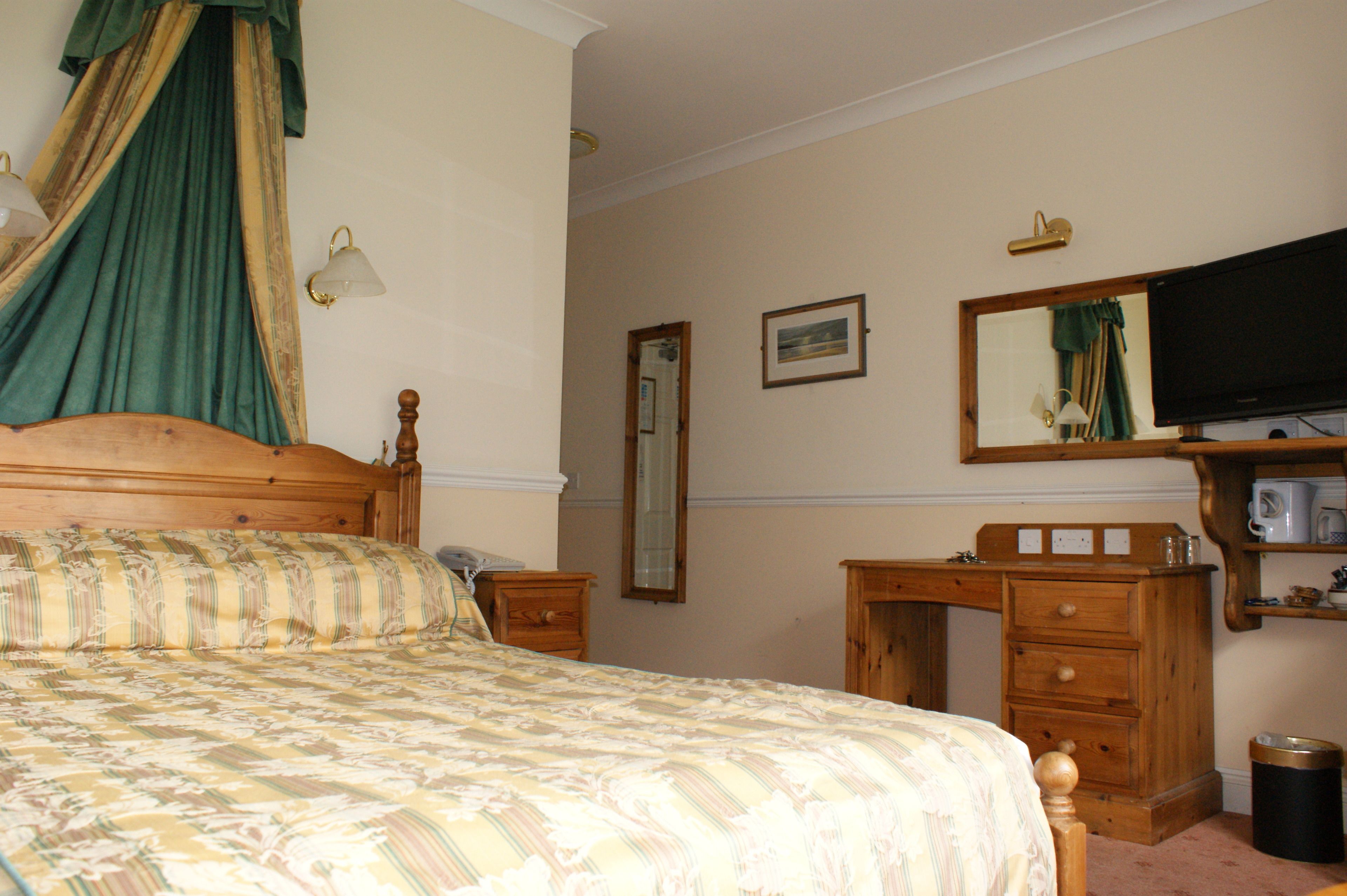 desk, iron/ironing board, free wifi, bed sheets