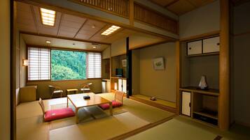 In-room safe, free WiFi