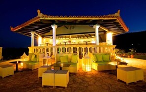 Bar (on property) - Aktaion Resort (East Mani)