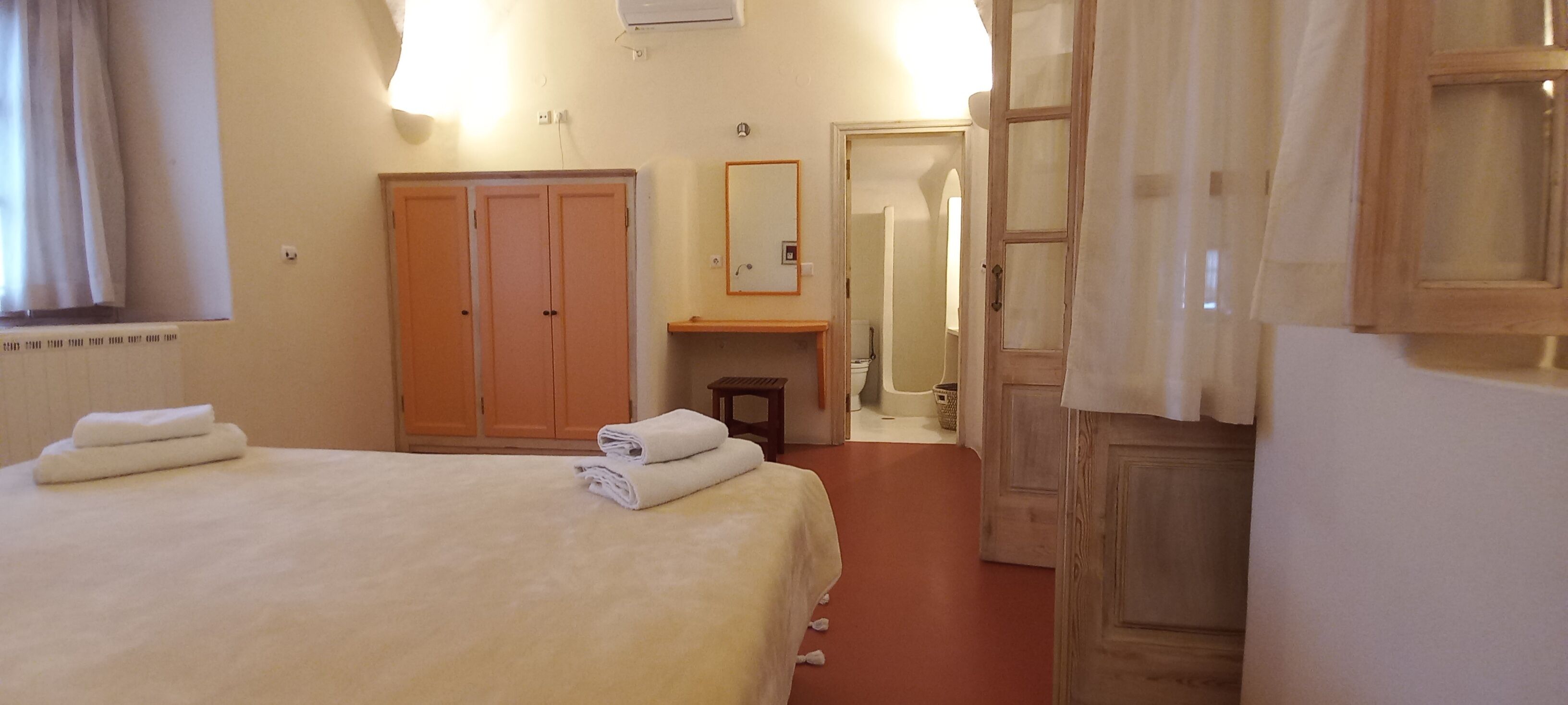 Vila, 4 quartos | 4 quartos, cofres nos quartos, individualmente decorados