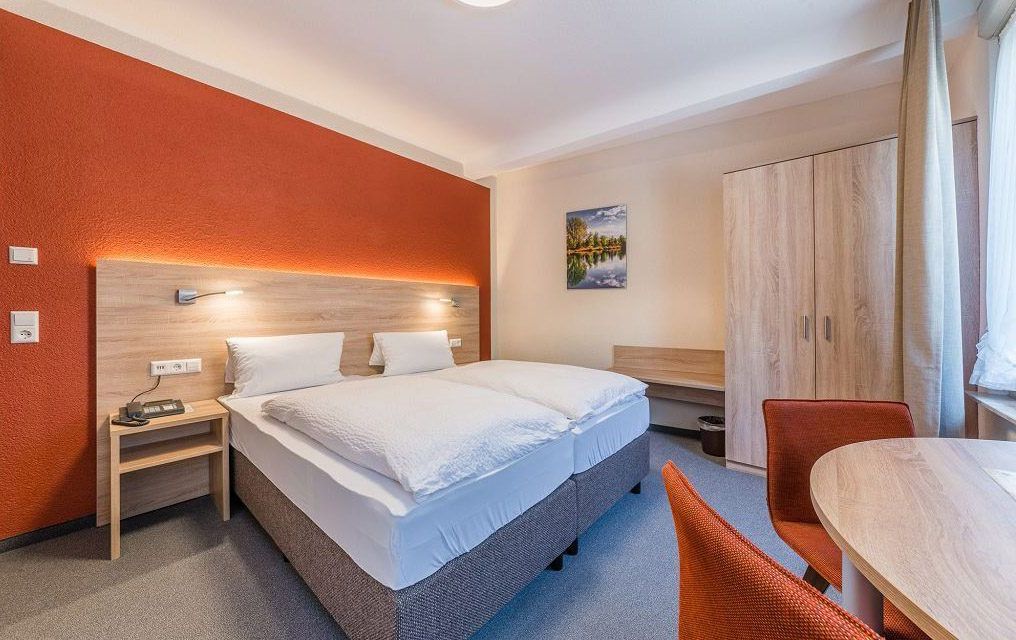 double room | desk, soundproofing, free wifi