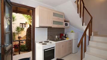 Apartment, 2 Bedrooms, Balcony | Private kitchen | Full-size fridge, microwave, oven, stovetop