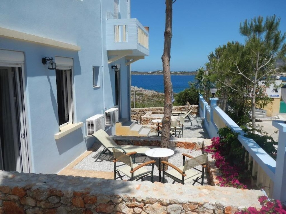 Giorgi's Blue Apartments by null