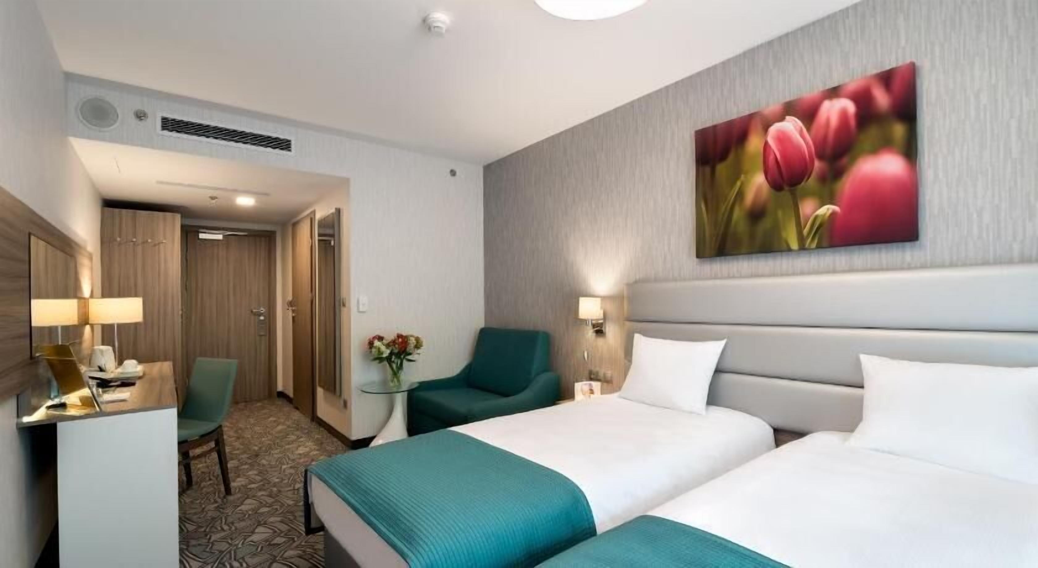 In-room safe, desk, soundproofing, free cribs/infant beds