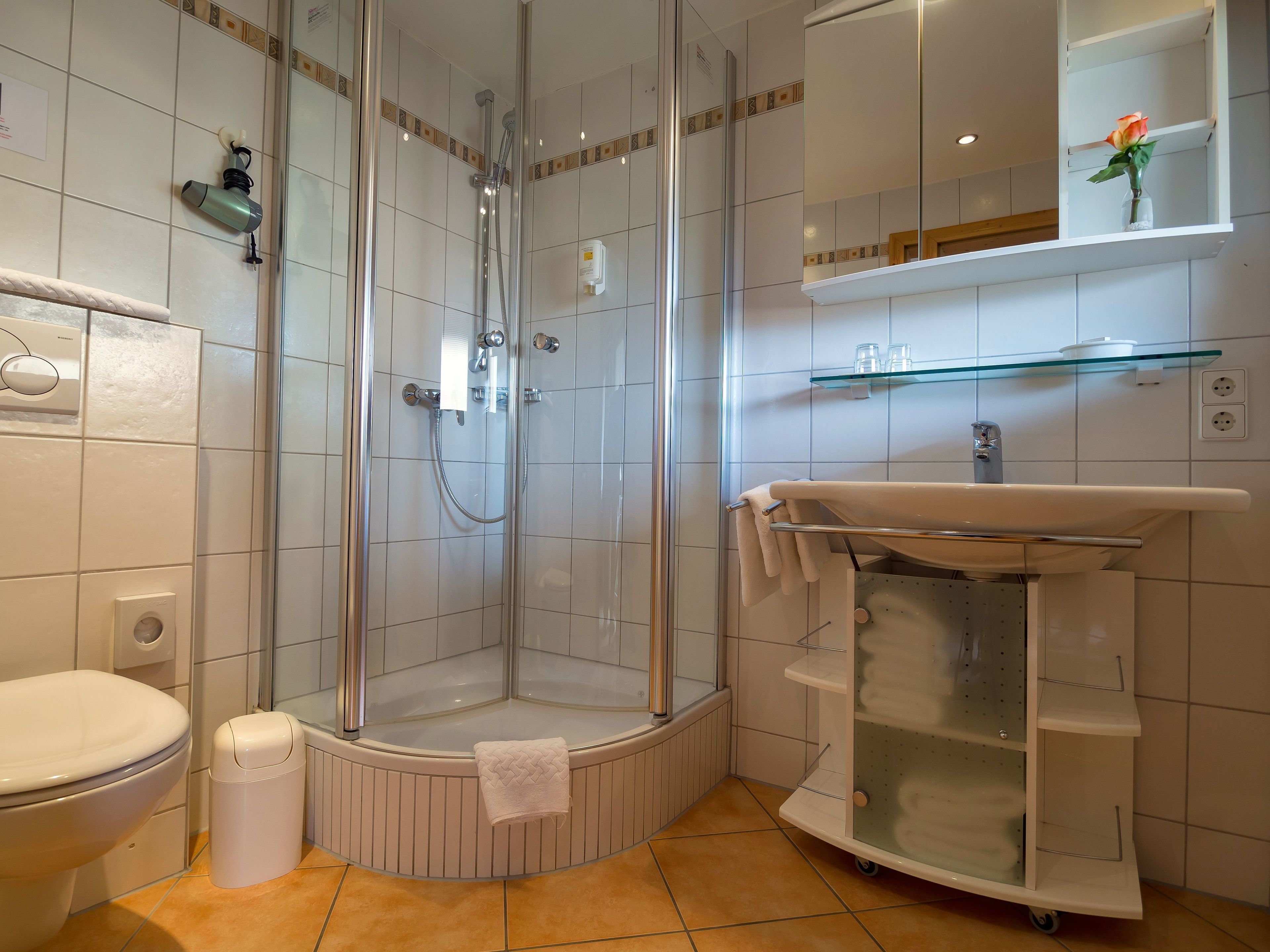 standard suite, 2 bedrooms, non smoking, balcony | bathroom | shower, free toiletries, hair dryer, towels