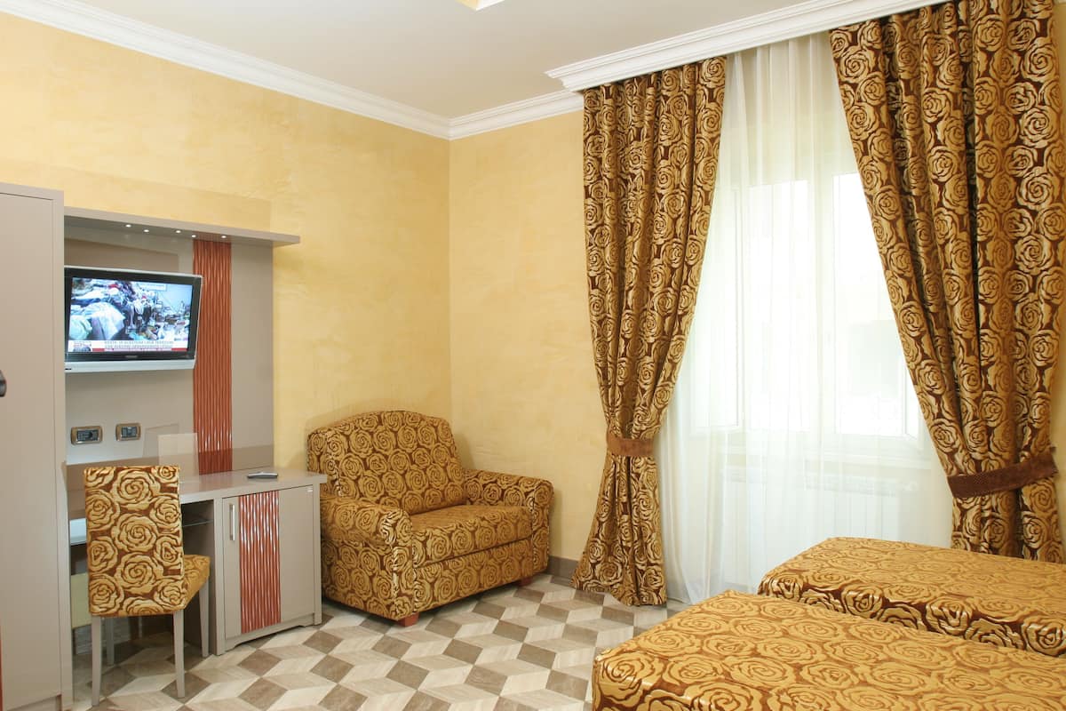 Chambre Standard Double ou avec lits jumeaux | Articles gratuits dans le mini-bar, coffres-forts dans les chambres