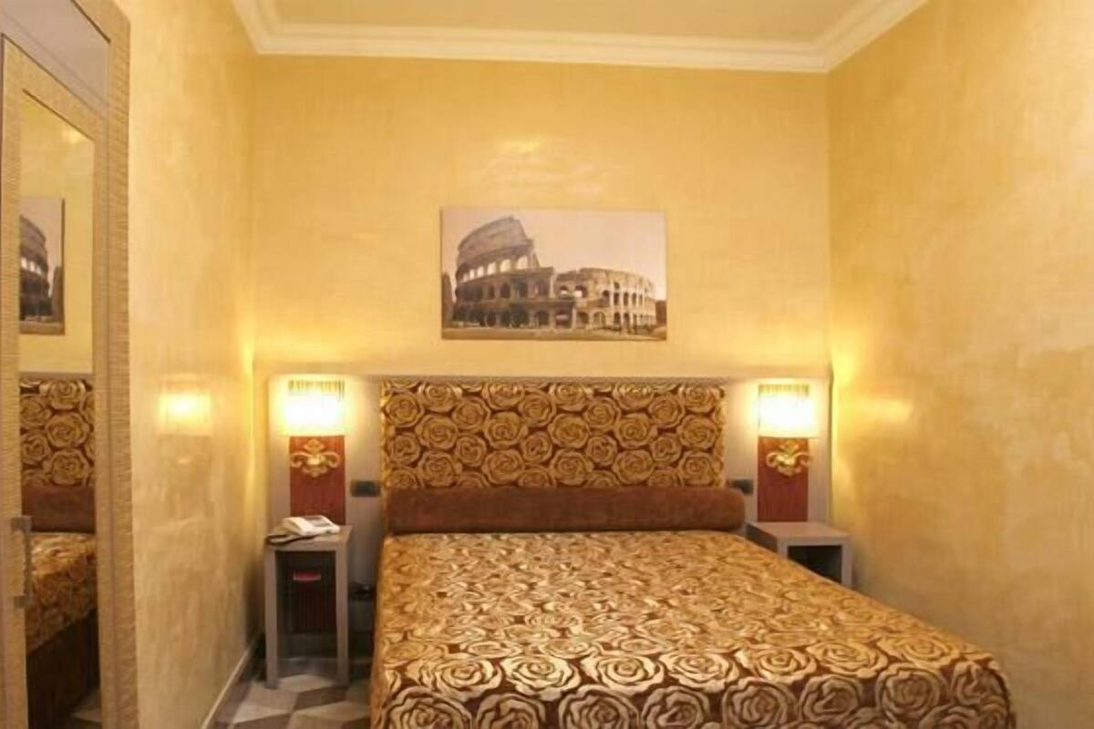 Chambre Double | Articles gratuits dans le mini-bar, coffres-forts dans les chambres