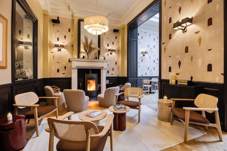 Sala de estar en el lobby