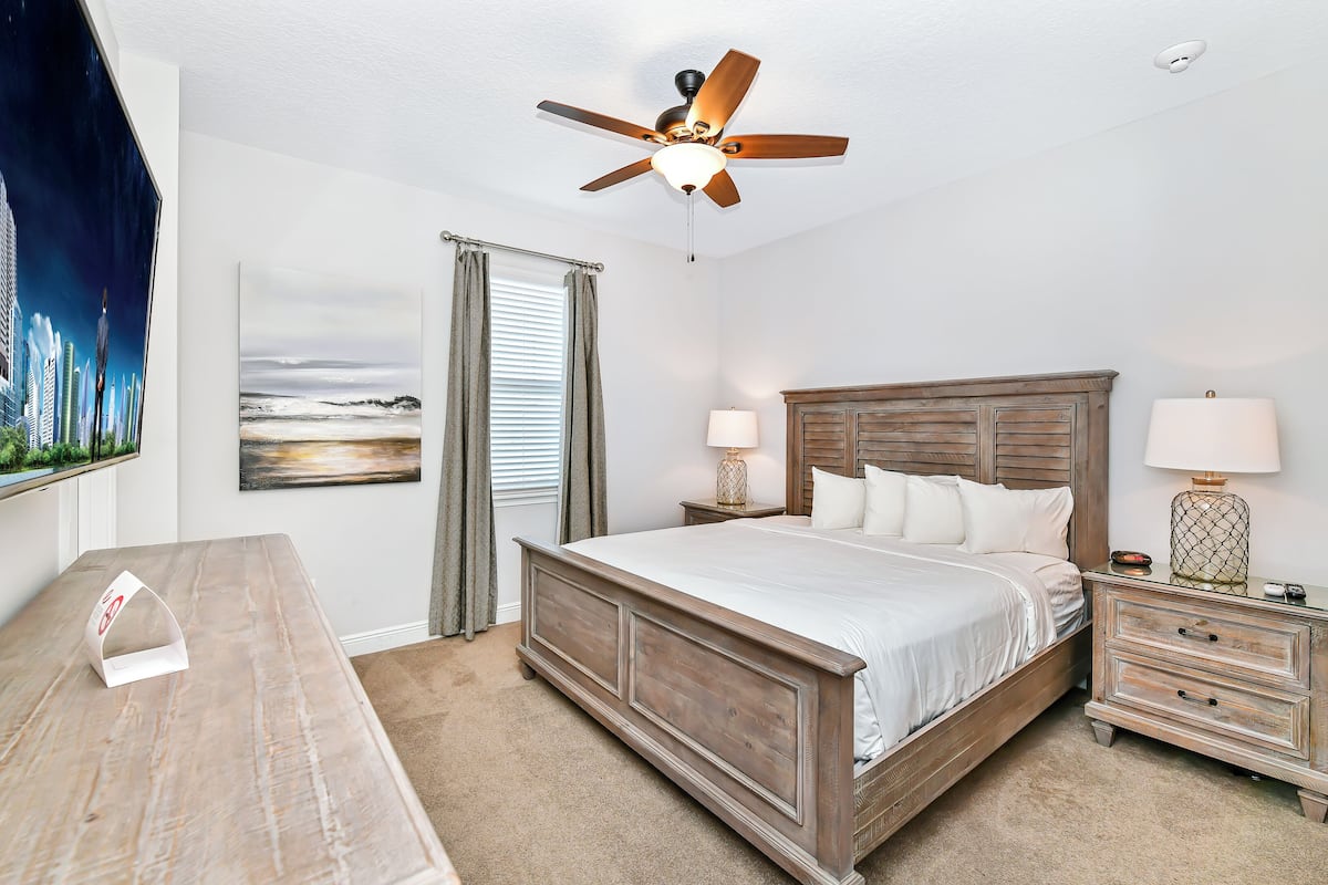 Luxury House, Private Pool (7 Bedrooms Eastside) | In-room safe, individually decorated, individually furnished