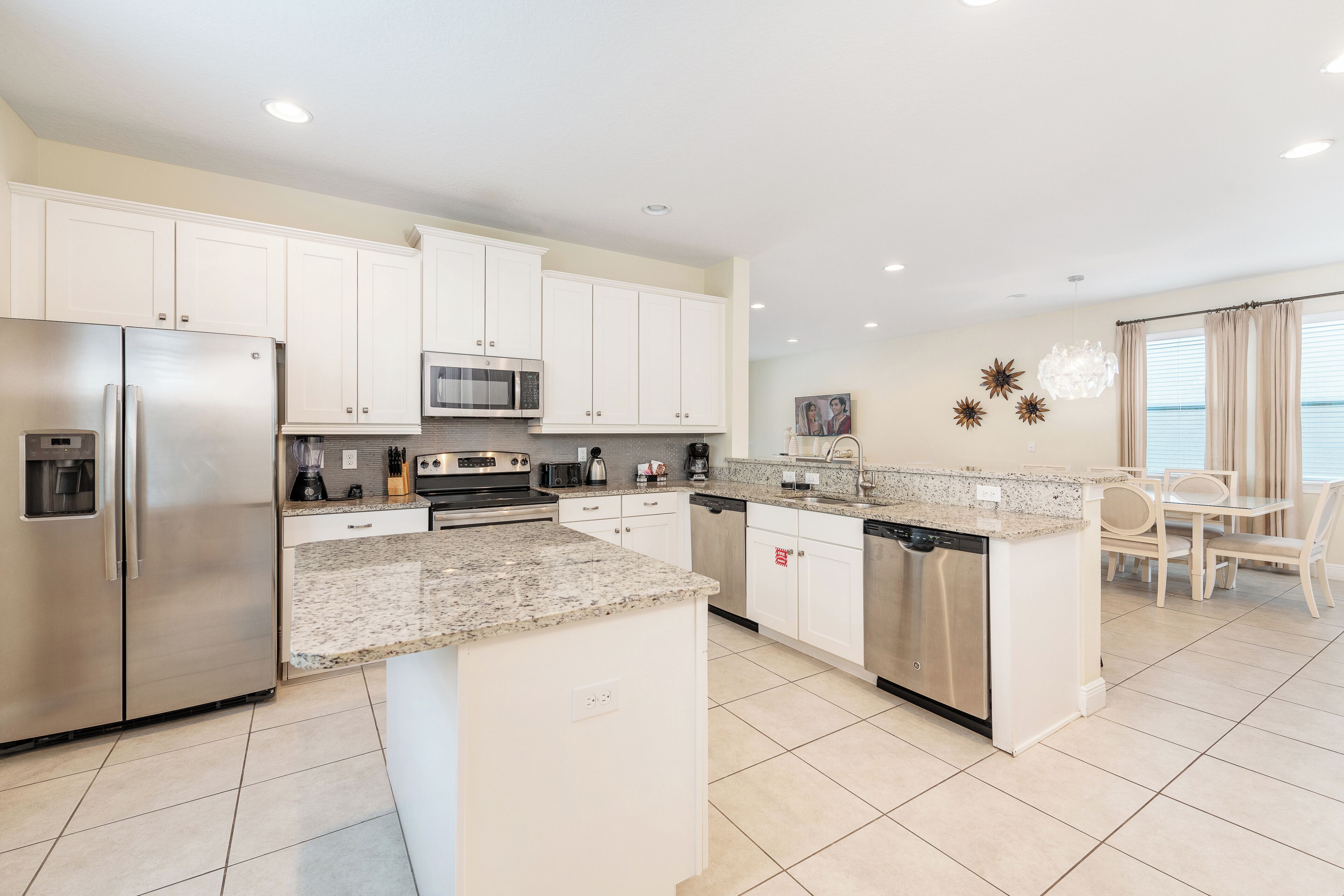 elite house, 6 bedrooms, private pool (westside) | private kitchen | full-sized fridge, microwave, oven, stovetop