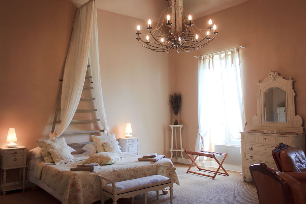 Ropa de cama de alta calidad y decoración personalizada