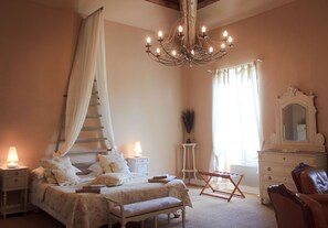 Luxury Suite (Top Tower) | Premium bedding, individually decorated, individually furnished, desk
