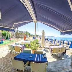 Beach bar