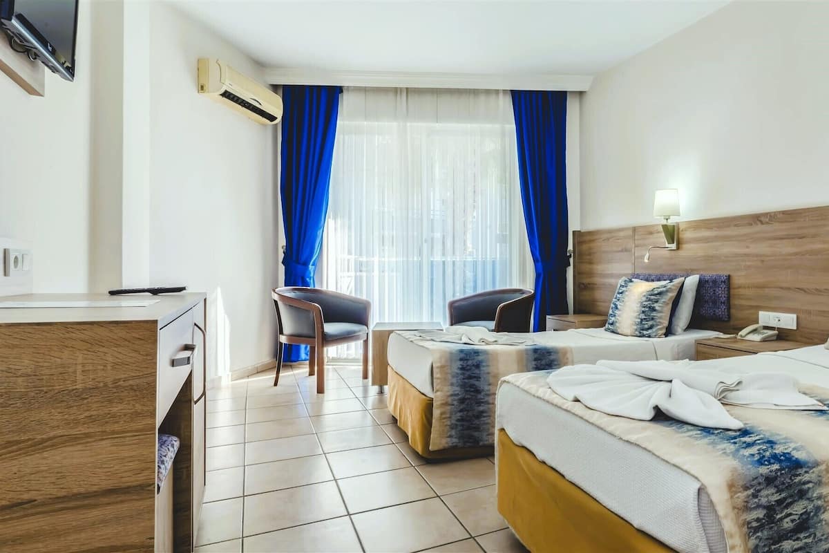 Standaard kamer, 1 slaapkamer | 1 slaapkamer, luxe beddengoed, een bureau, geluiddichte muren
