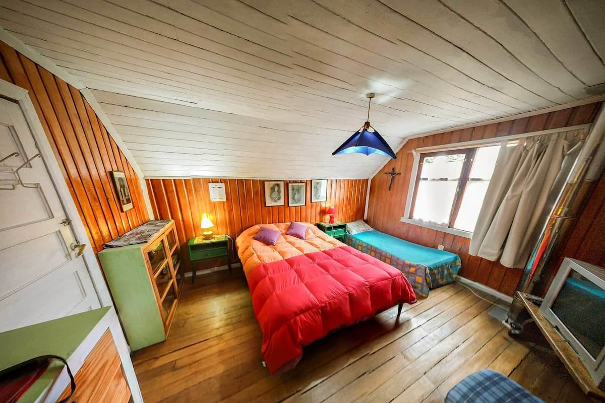 Superior Double Room, Shared Bathroom | Free WiFi, bed sheets
