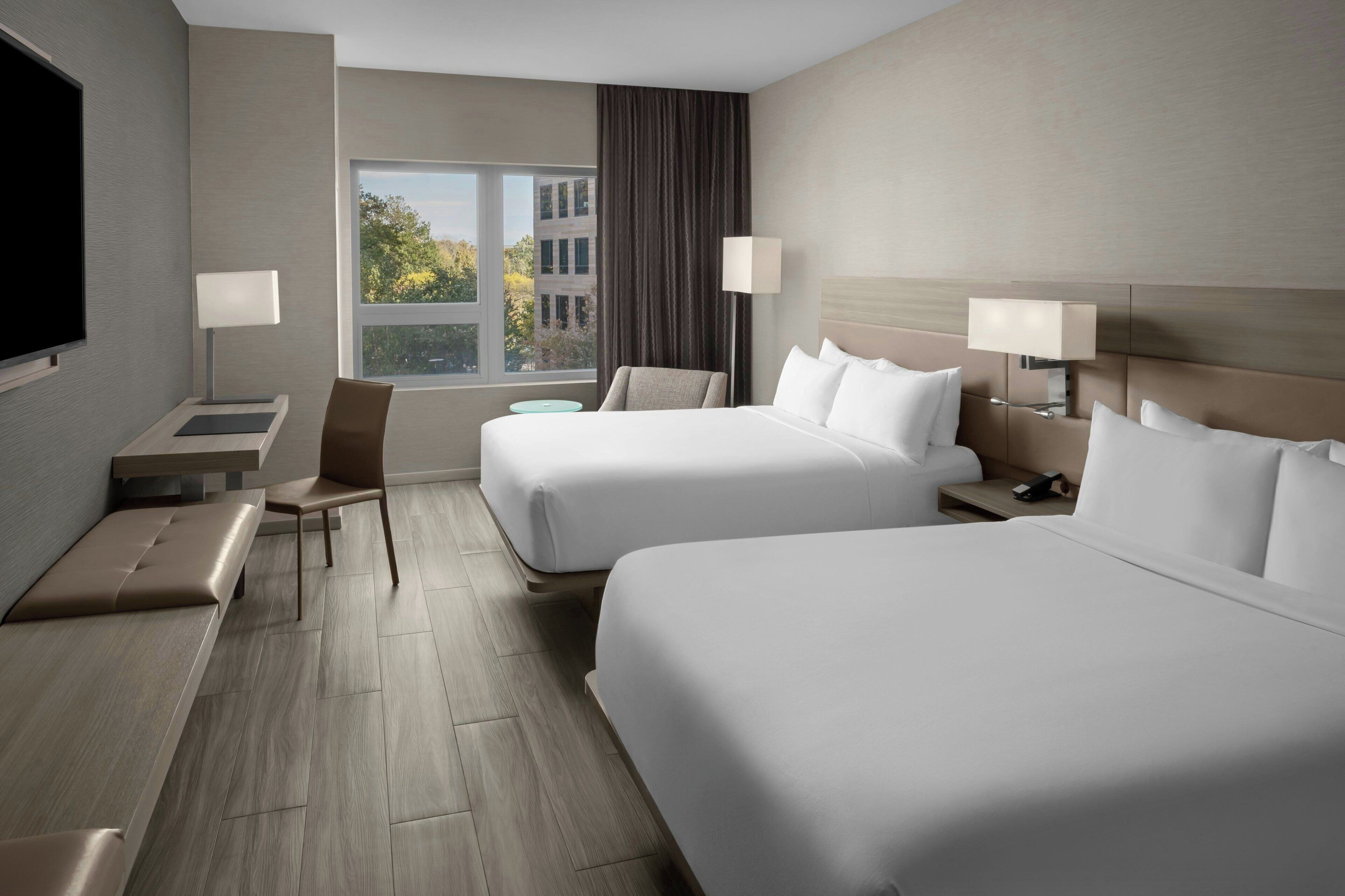 Room, 2 Queen Beds, Courtyard View