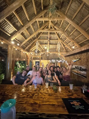 Bar (on property) - Siesta Key Palms Resort (Sarasota)