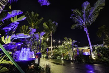 Hotel Exterior at Siesta Key Palms Resort