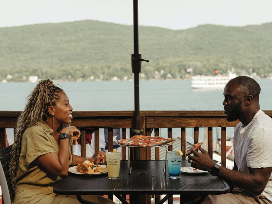 Frühstück und Abendessen