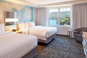 Premium bedding, desk, laptop workspace, blackout drapes - Courtyard by Marriott Lake George (Lake George)