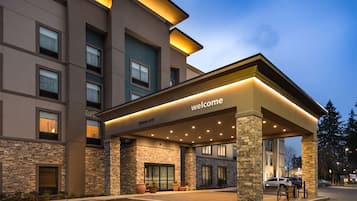 Front of property - evening/night