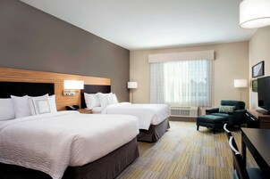 办公桌、笔记本电脑工作区、熨斗/熨衣板、免费婴儿床