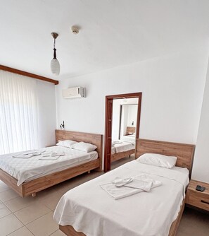 Minibar, in-room safe, desk, free WiFi - Apollon Hotel (Kas)