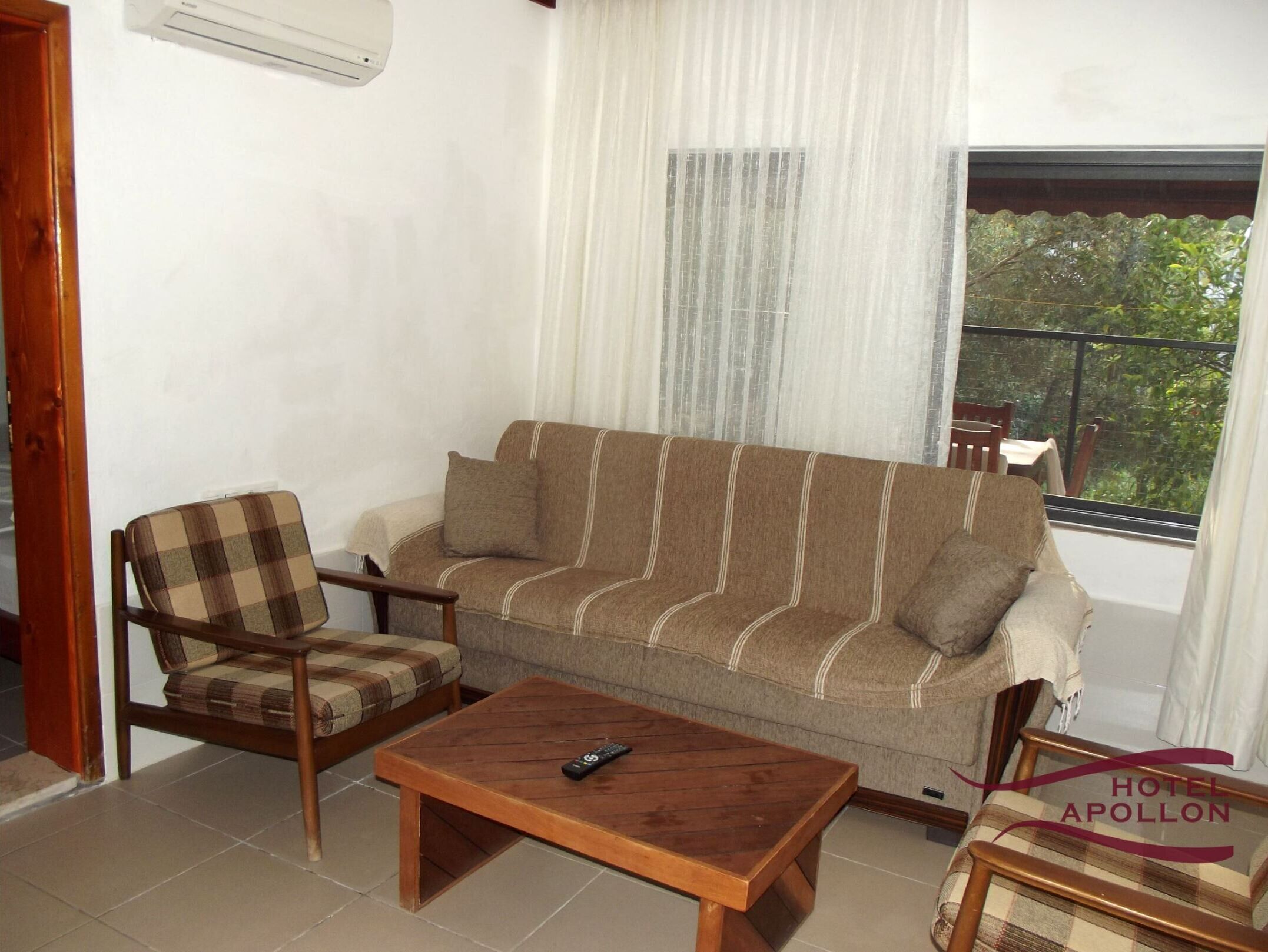 apartment | 1 bedroom, minibar, in-room safe, desk