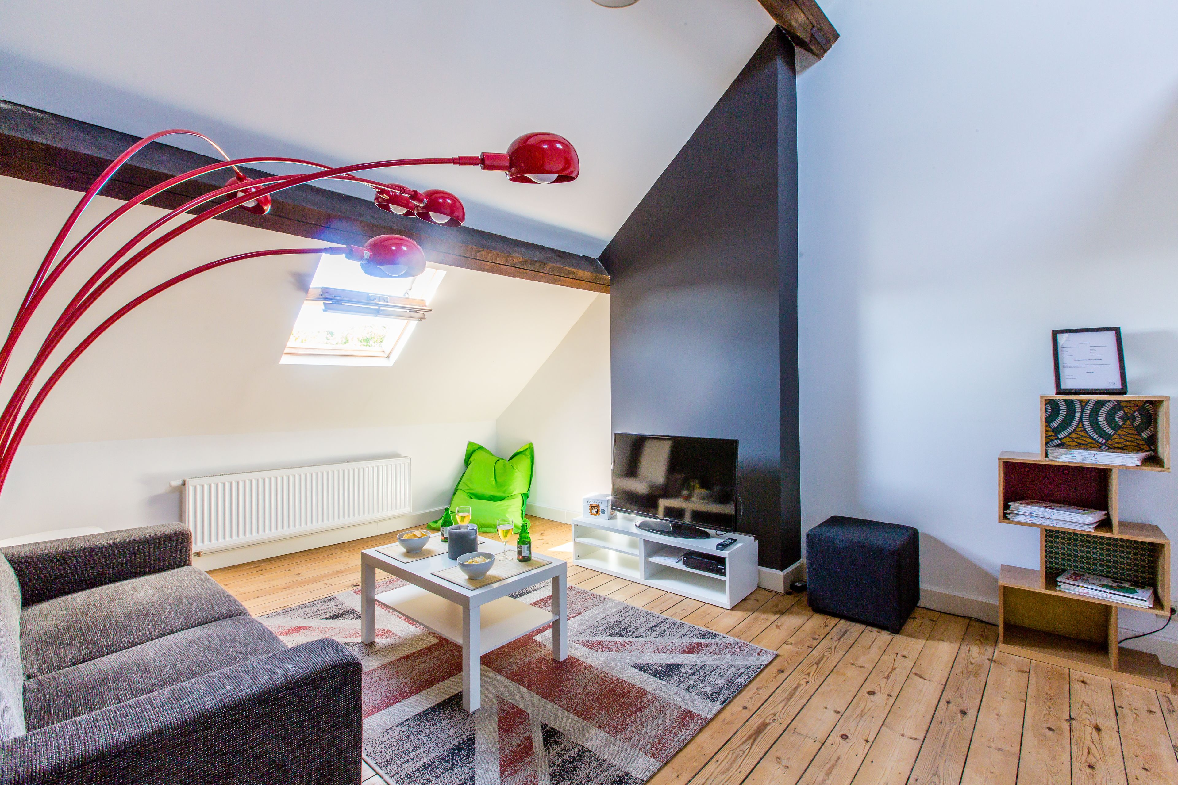 standard suite | living room | tv, fireplace