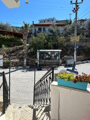 Property entrance - Golden Pension (Kas)