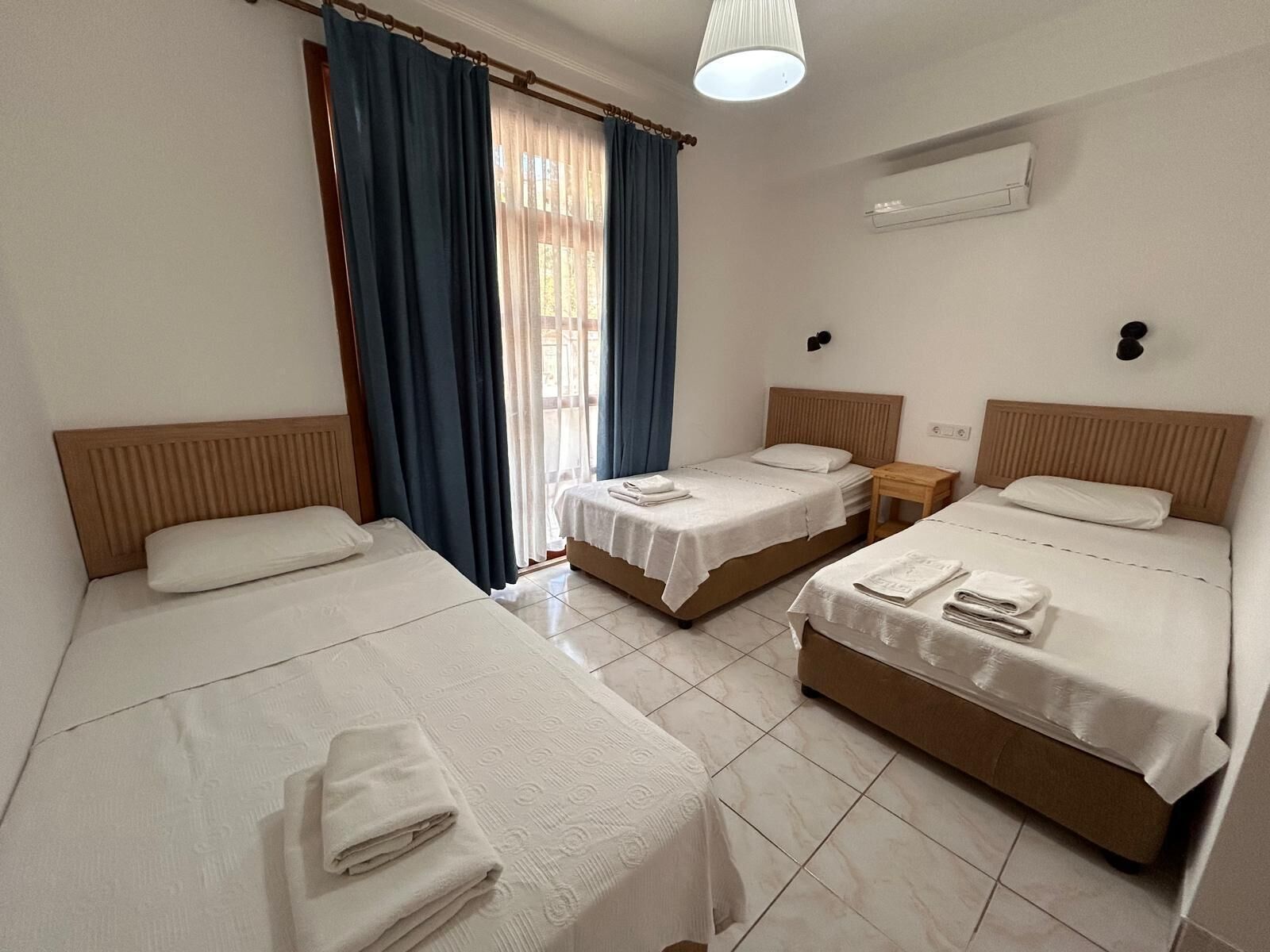 Caja de seguridad en la habitación, cunas gratuitas y wifi gratis 