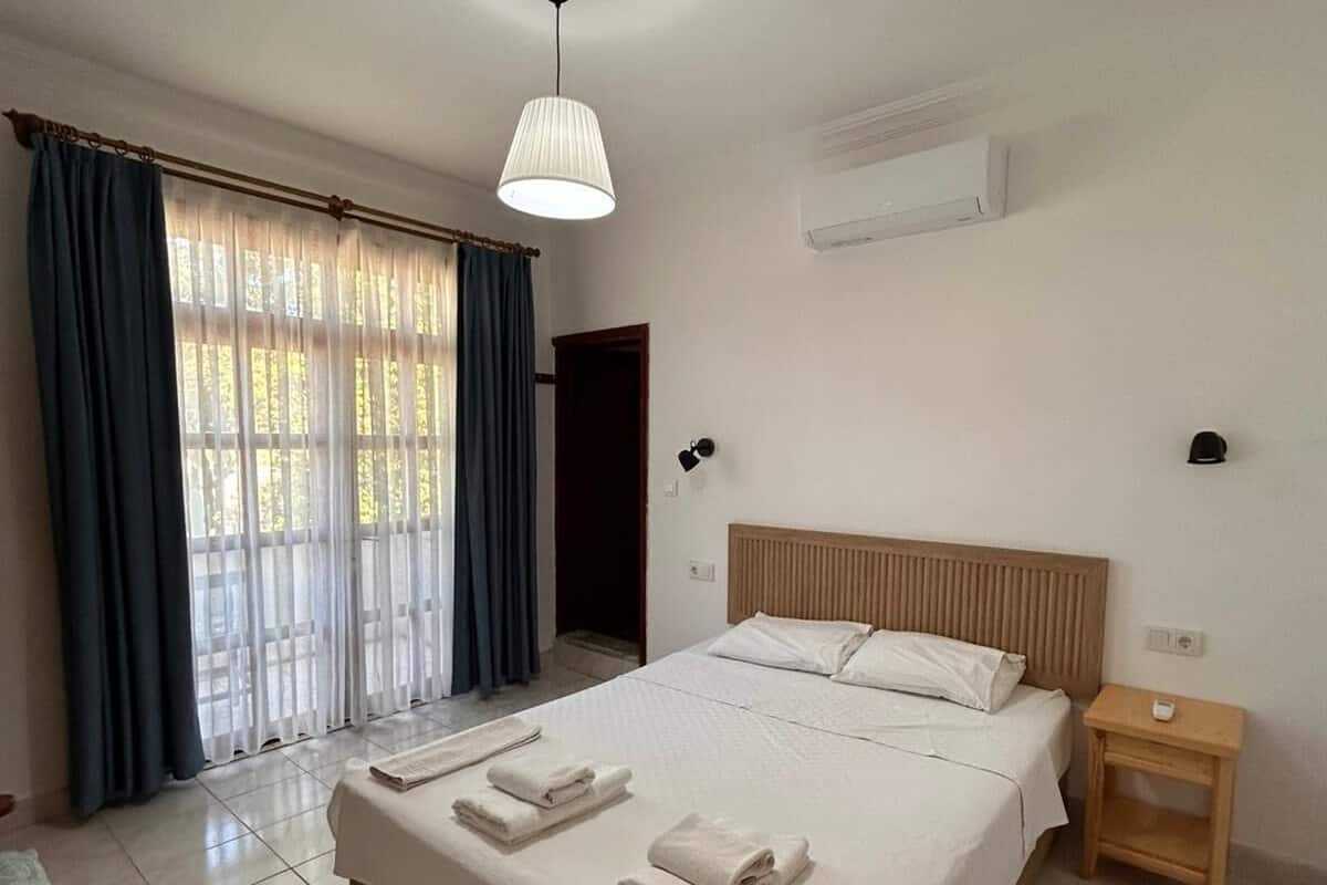 خزنة داخل الغرفة وأسرّة أطفال/رضّع (مجانًا) وواي فاي مجانًا