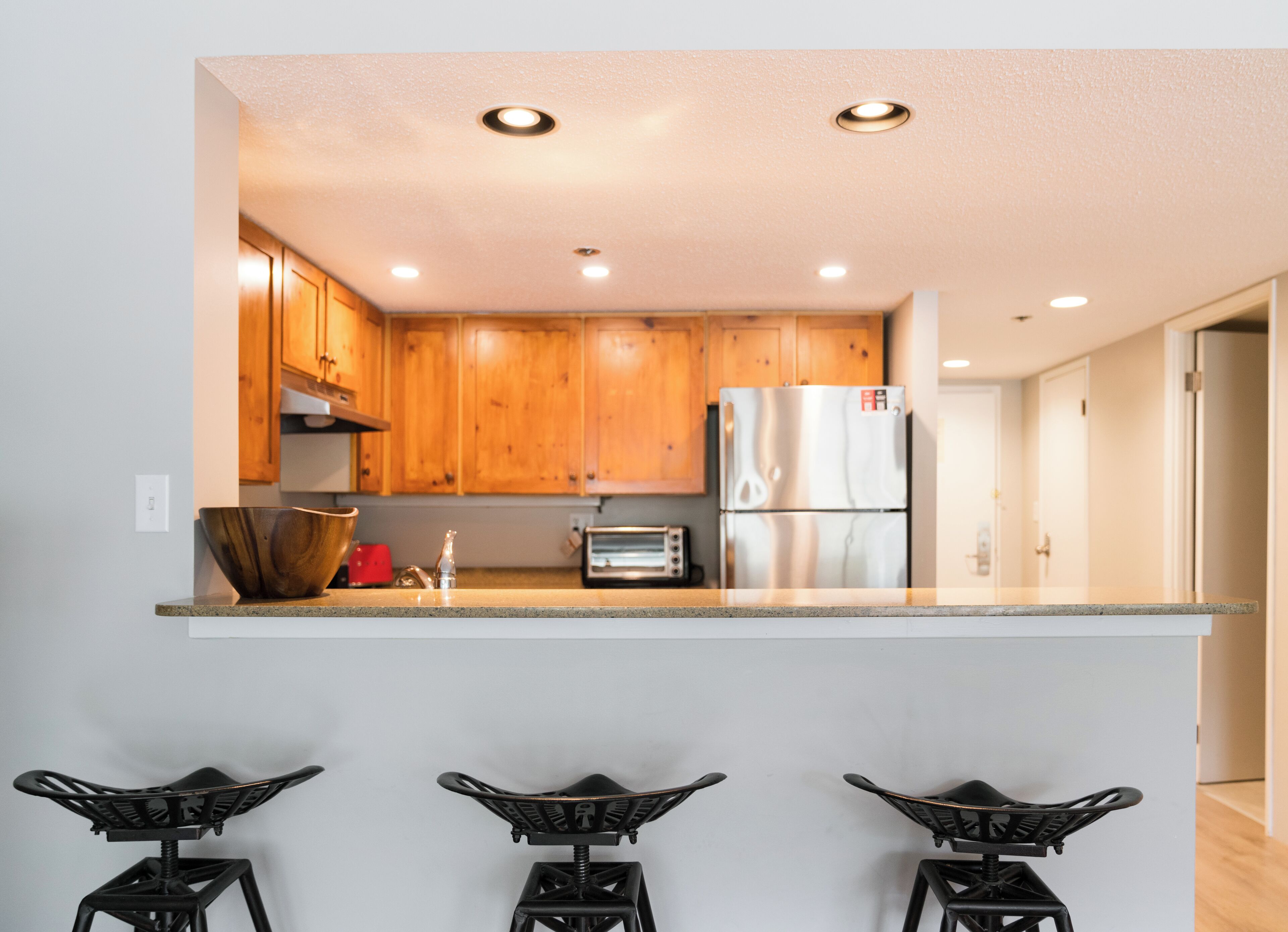 the tantalus suite | in-room dining