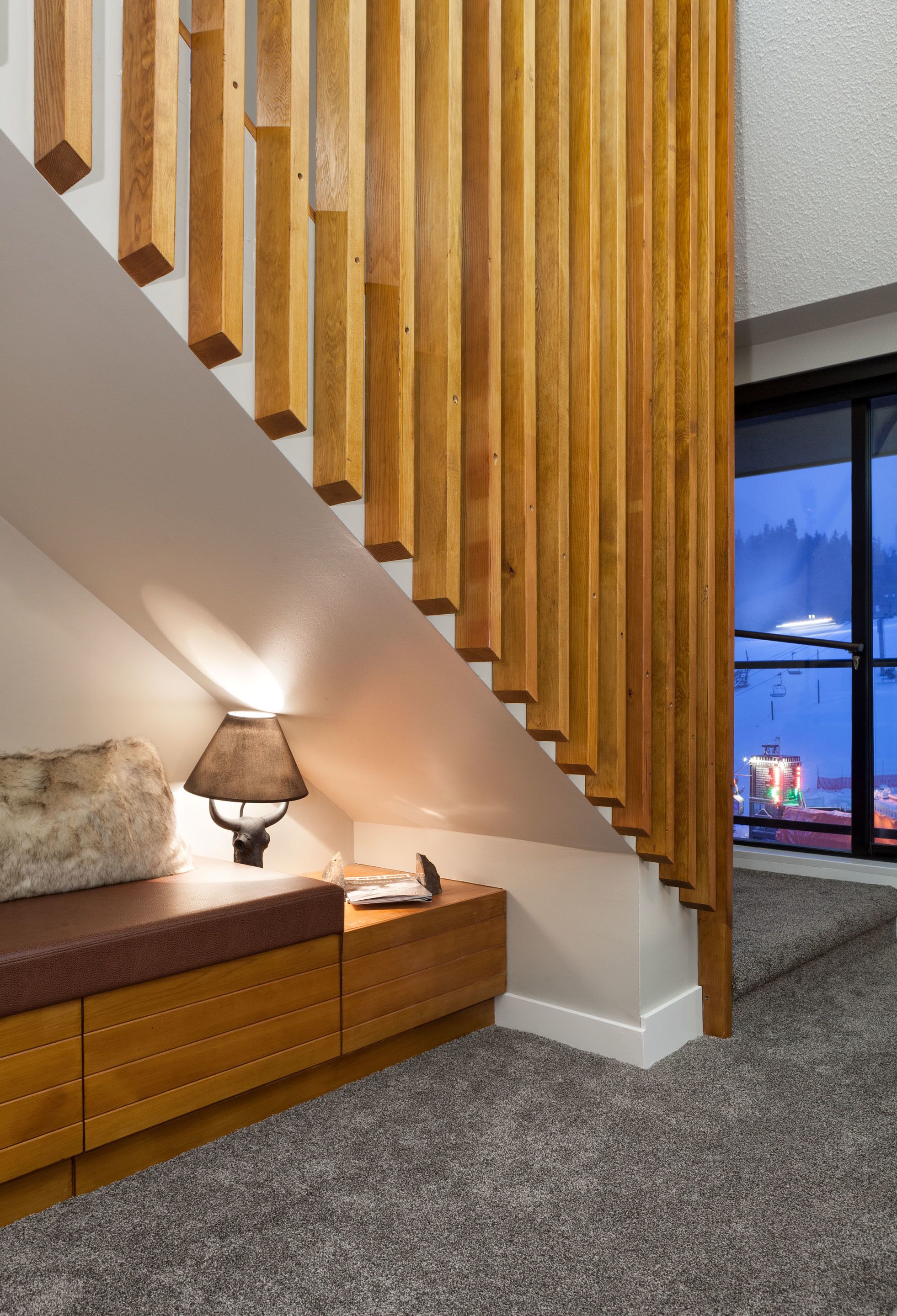 the penthouse | living area | 20-inch flat-screen tv with cable channels, tv