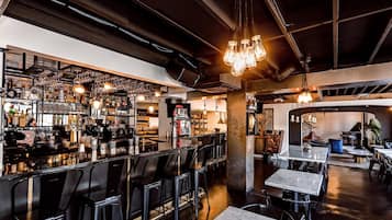 Bar (en la propiedad)