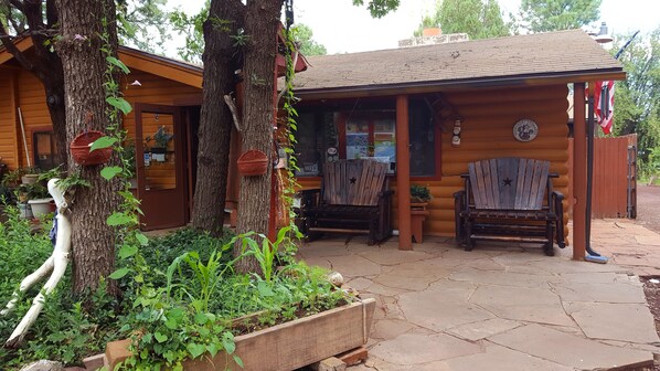 Lobby sitting area - The Place at Pinetop (Lakeside)