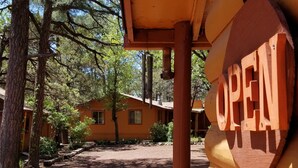 Exterior - The Place at Pinetop (Lakeside)