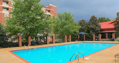 The Inn at Ole Miss