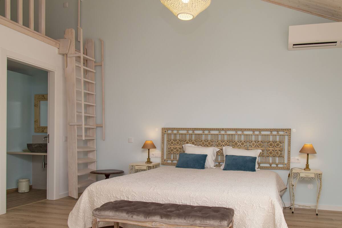 Family Studio, Multiple Beds, Terrace | Premium bedding, pillowtop beds, in-room safe, desk