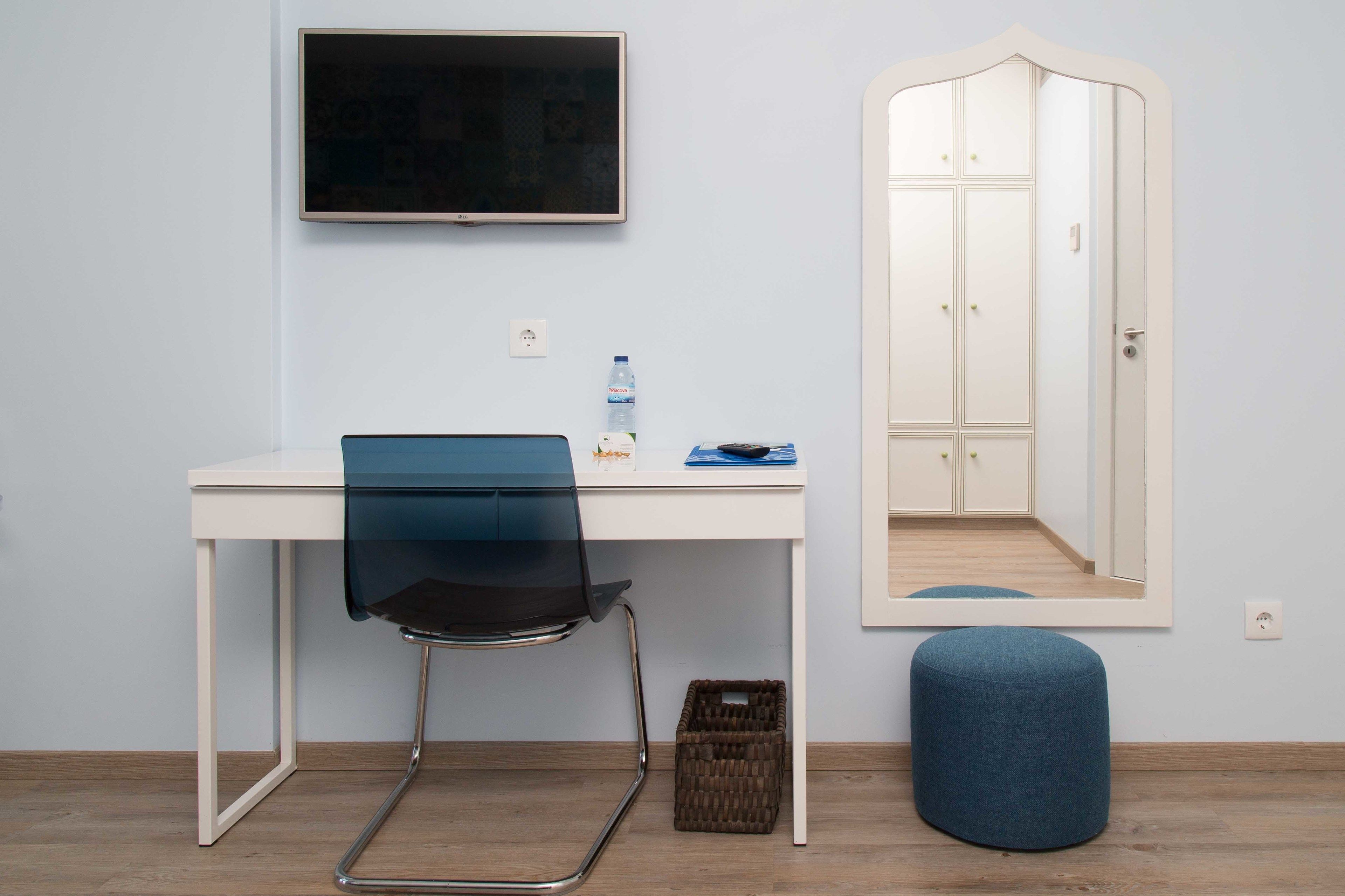 double or twin room, mobility accessible, mountain view | 1 bedroom, premium bedding, pillow-top beds, in-room safe